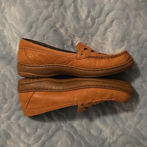 Umberto Raffini Women's Brown Loafers EUC Size 37 (US 6.5) - Picture 5 of 9